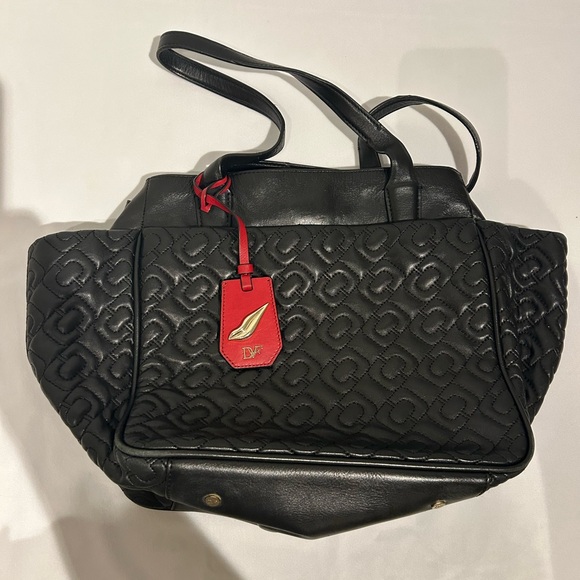 Diane Von Furstenberg On The Go Quilted Black Leather Bag - Picture 2 of 11